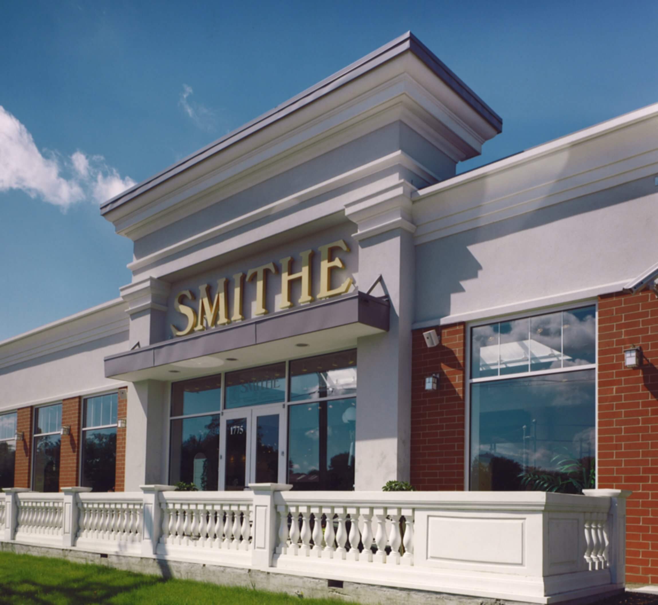 Smithe deals furniture outlet